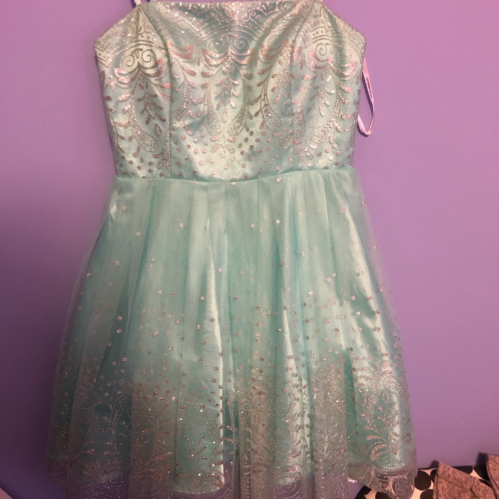 Alyce prom dress mint green